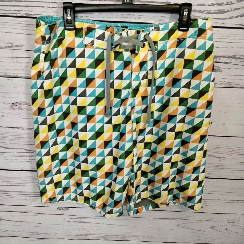 Pre-owned. "Old Navy" men's swimming shorts.